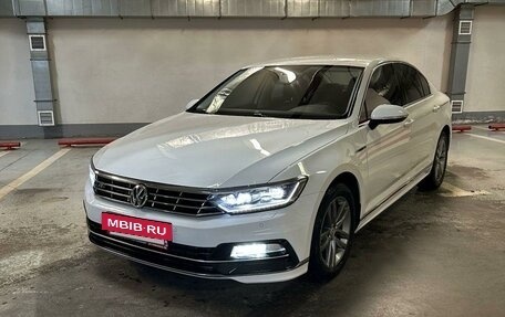 Volkswagen Passat B8 рестайлинг, 2017 год, 2 370 000 рублей, 9 фотография