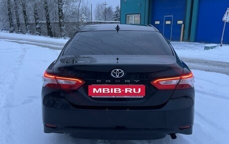 Toyota Camry, 2021 год, 2 695 000 рублей, 4 фотография