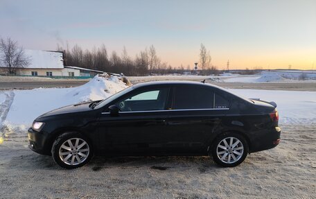 Volkswagen Jetta VI, 2011 год, 1 050 000 рублей, 3 фотография