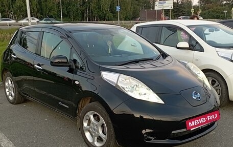 Nissan Leaf I, 2013 год, 850 000 рублей, 8 фотография