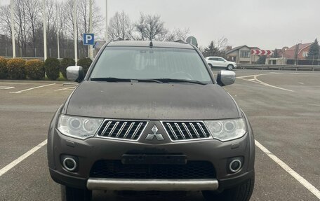 Mitsubishi Pajero Sport II рестайлинг, 2012 год, 1 450 000 рублей, 2 фотография