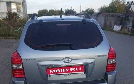 Hyundai Tucson III, 2008 год, 990 000 рублей, 2 фотография