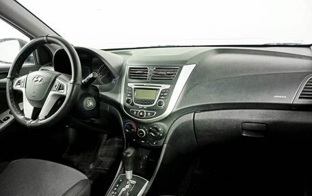 Hyundai Solaris II рестайлинг, 2012 год, 820 000 рублей, 13 фотография