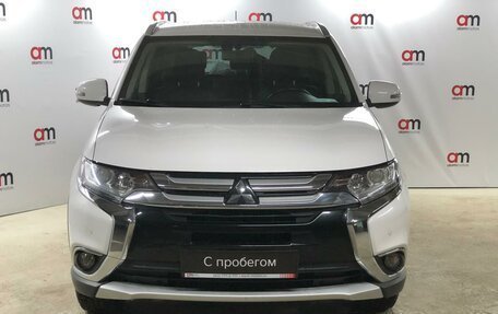 Mitsubishi Outlander III рестайлинг 3, 2016 год, 2 099 000 рублей, 2 фотография