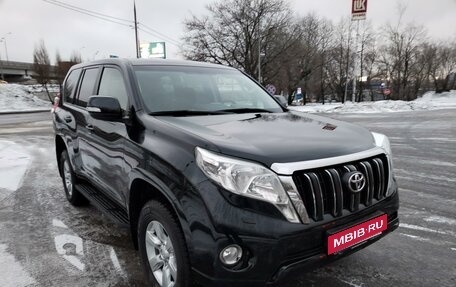 Toyota Land Cruiser Prado 150 рестайлинг 2, 2015 год, 4 600 000 рублей, 8 фотография