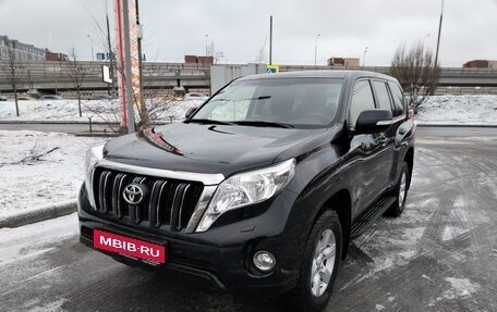 Toyota Land Cruiser Prado 150 рестайлинг 2, 2015 год, 4 600 000 рублей, 21 фотография