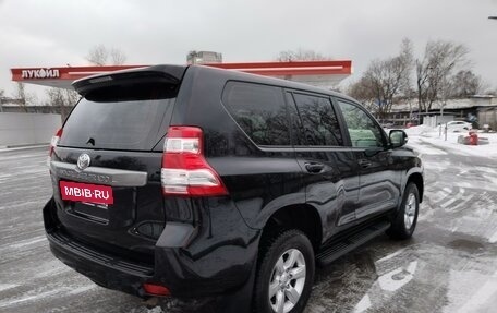 Toyota Land Cruiser Prado 150 рестайлинг 2, 2015 год, 4 600 000 рублей, 33 фотография