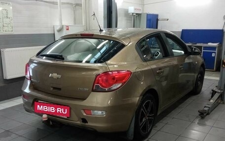 Chevrolet Cruze II, 2013 год, 650 000 рублей, 3 фотография