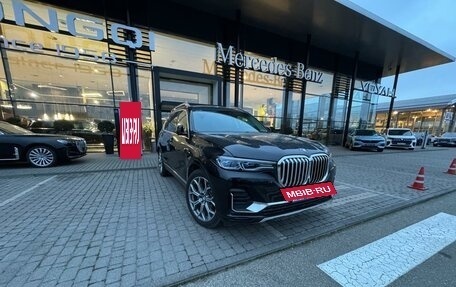 BMW X7, 2019 год, 7 500 000 рублей, 3 фотография