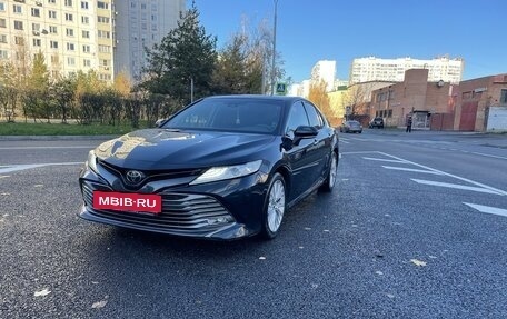 Toyota Camry, 2019 год, 3 090 000 рублей, 6 фотография