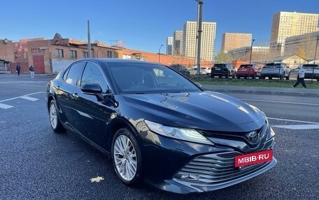 Toyota Camry, 2019 год, 3 090 000 рублей, 5 фотография