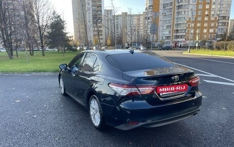 Toyota Camry, 2019 год, 3 090 000 рублей, 8 фотография