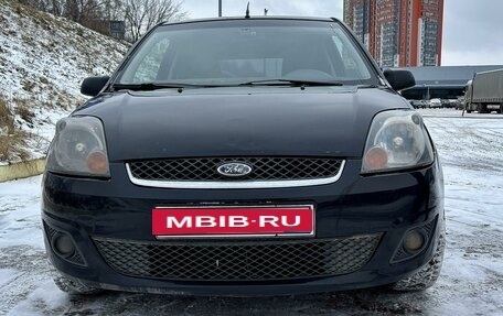 Ford Fiesta, 2006 год, 390 000 рублей, 2 фотография