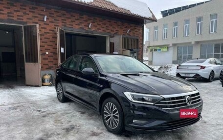 Volkswagen Jetta VII, 2019 год, 1 850 000 рублей, 2 фотография