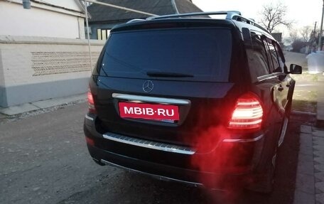 Mercedes-Benz GL-Класс, 2008 год, 2 000 000 рублей, 10 фотография