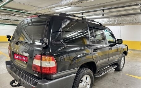 Toyota Land Cruiser 100 рестайлинг 2, 2007 год, 3 625 000 рублей, 23 фотография