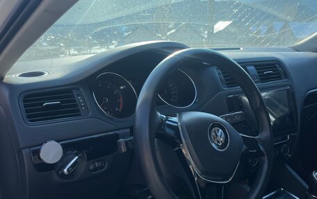 Volkswagen Jetta VI, 2015 год, 1 500 000 рублей, 3 фотография