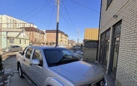 Nissan Navara (Frontier), 2010 год, 1 500 000 рублей, 1 фотография