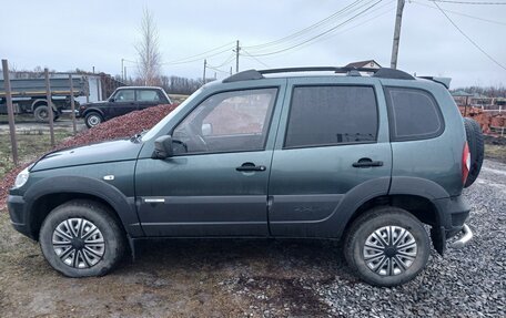 Chevrolet Niva I рестайлинг, 2013 год, 600 000 рублей, 2 фотография