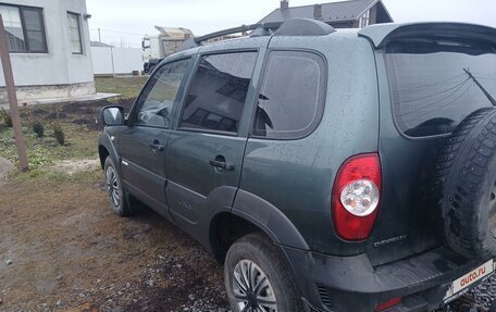 Chevrolet Niva I рестайлинг, 2013 год, 600 000 рублей, 3 фотография