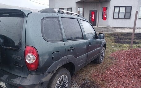 Chevrolet Niva I рестайлинг, 2013 год, 600 000 рублей, 5 фотография