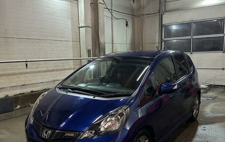 Honda Fit III, 2010 год, 1 250 000 рублей, 12 фотография