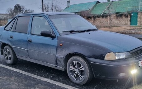 Daewoo Nexia I рестайлинг, 2000 год, 200 000 рублей, 3 фотография