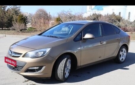 Opel Astra J, 2012 год, 980 000 рублей, 2 фотография