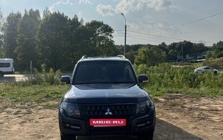 Mitsubishi Pajero IV, 2008 год, 1 355 000 рублей, 22 фотография