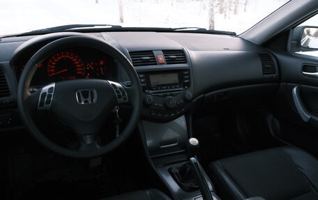 Honda Accord VII рестайлинг, 2004 год, 850 000 рублей, 6 фотография