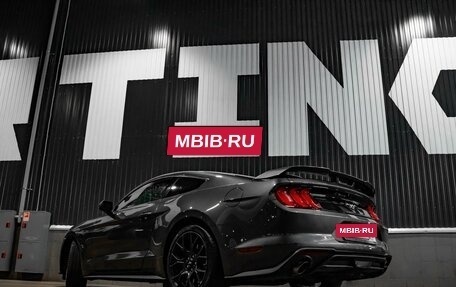 Ford Mustang VI рестайлинг, 2018 год, 3 500 000 рублей, 21 фотография