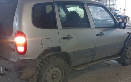 Chevrolet Niva I рестайлинг, 2004 год, 470 000 рублей, 9 фотография