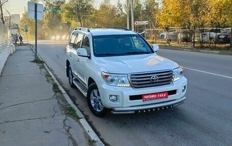 Toyota Land Cruiser 200, 2014 год, 4 550 000 рублей, 1 фотография