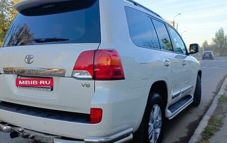 Toyota Land Cruiser 200, 2014 год, 4 550 000 рублей, 3 фотография