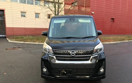 Nissan Dayz Roox I рестайлинг, 2018 год, 1 050 000 рублей, 2 фотография