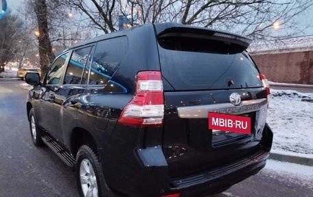 Toyota Land Cruiser Prado 150 рестайлинг 2, 2015 год, 4 650 000 рублей, 23 фотография