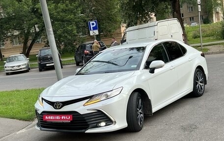 Toyota Camry, 2021 год, 3 120 000 рублей, 8 фотография