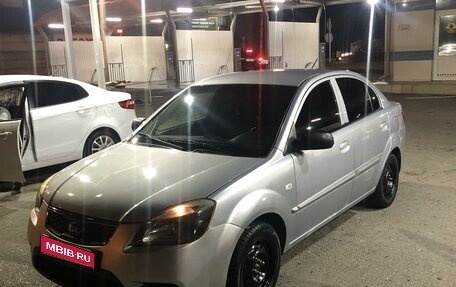 KIA Rio II, 2010 год, 370 000 рублей, 1 фотография