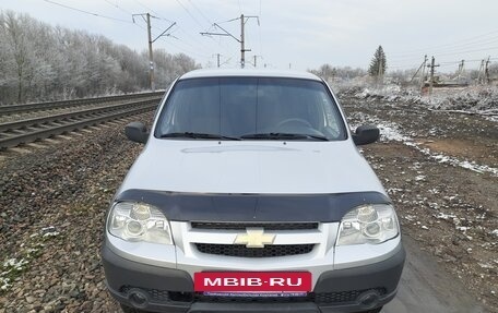 Chevrolet Niva I рестайлинг, 2010 год, 545 000 рублей, 12 фотография