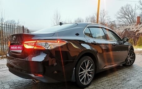 Toyota Camry, 2021 год, 3 775 000 рублей, 8 фотография