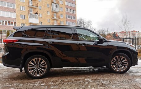 Toyota Highlander, 2021 год, 5 985 000 рублей, 9 фотография