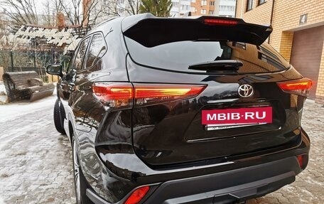 Toyota Highlander, 2021 год, 5 985 000 рублей, 6 фотография