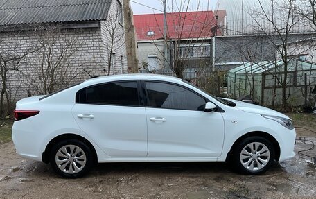 KIA Rio IV, 2018 год, 1 599 000 рублей, 18 фотография