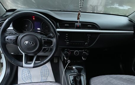 KIA Rio IV, 2018 год, 1 599 000 рублей, 28 фотография