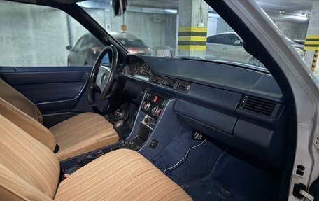 Mercedes-Benz W124, 1989 год, 290 000 рублей, 10 фотография