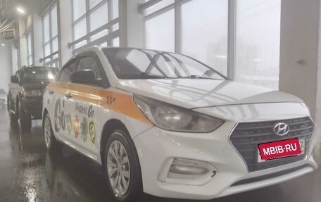 Hyundai Solaris II рестайлинг, 2018 год, 850 000 рублей, 6 фотография