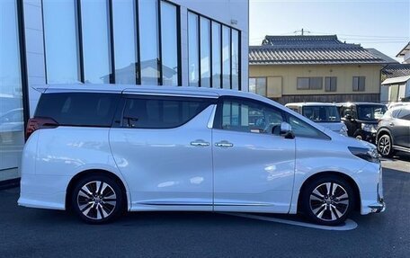 Toyota Alphard III, 2021 год, 4 150 000 рублей, 6 фотография