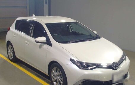 Toyota Auris II, 2017 год, 1 500 000 рублей, 4 фотография