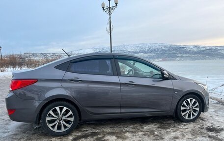 Hyundai Solaris II рестайлинг, 2015 год, 1 100 000 рублей, 3 фотография