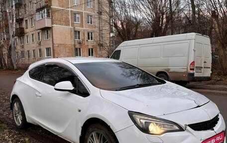 Opel Astra J, 2013 год, 599 000 рублей, 1 фотография